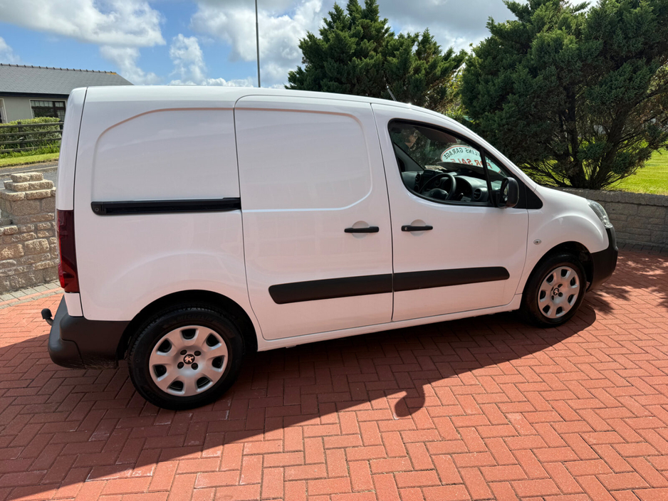 2019 Peugeot Partner 1.6L Diesel For Sale Images