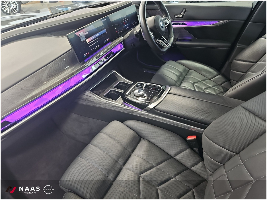 2025 BMW 7 Series 3L Petrol Plug-in Hybrid For Sale Images