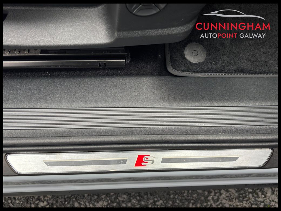 Audi Q4 e-tron e-tron 40 S Line (82.0kWh) — thumbnail 40