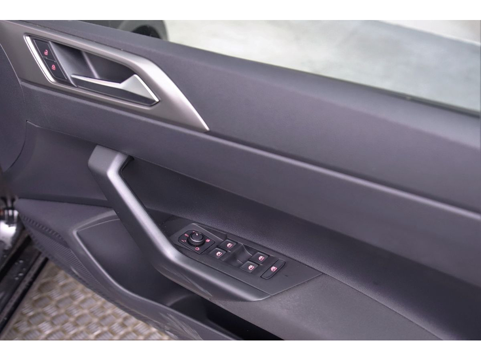 Volkswagen Polo 1.0 TSI DSG COMFORTLINE *LOW KMS*DIG DASH*CARPLAY*ANDROID* — thumbnail 25