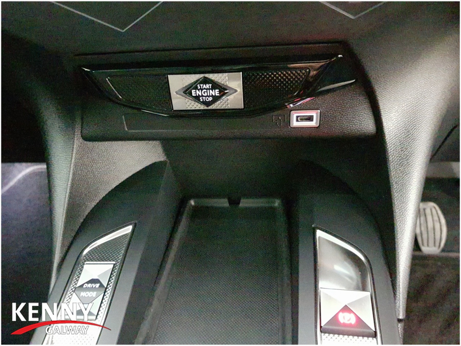 2025 DS Automobiles DS 3 1.2L Petrol For Sale Images