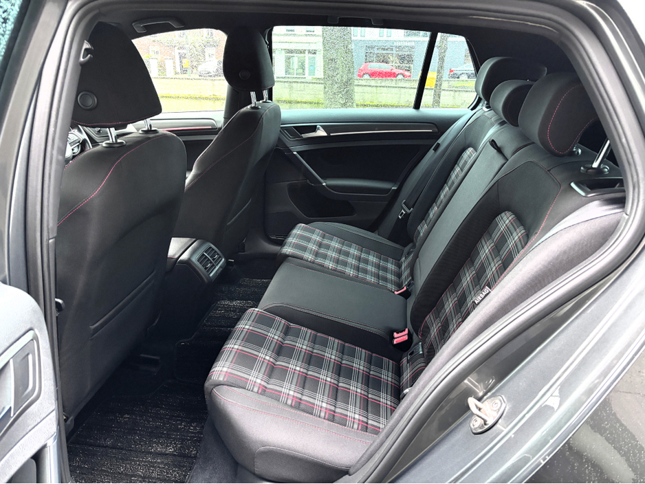 2019 Volkswagen Golf 2.0L Petrol For Sale Images