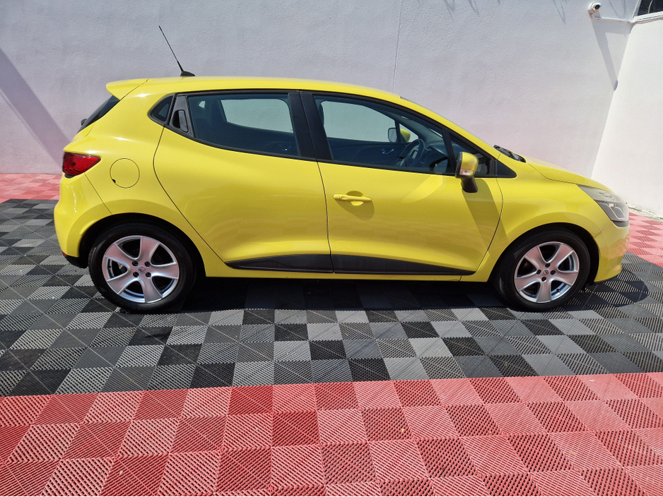 2014 Renault Clio 1.2L Petrol For Sale Images