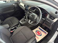 2023 Renault Captur 1.6L Hybrid For Sale Images