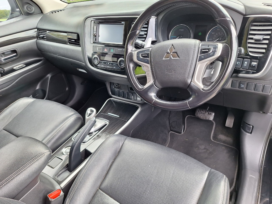 Mitsubishi Outlander 2.0 GX3H PHEV 200BHP 5DR AUTO — thumbnail 9