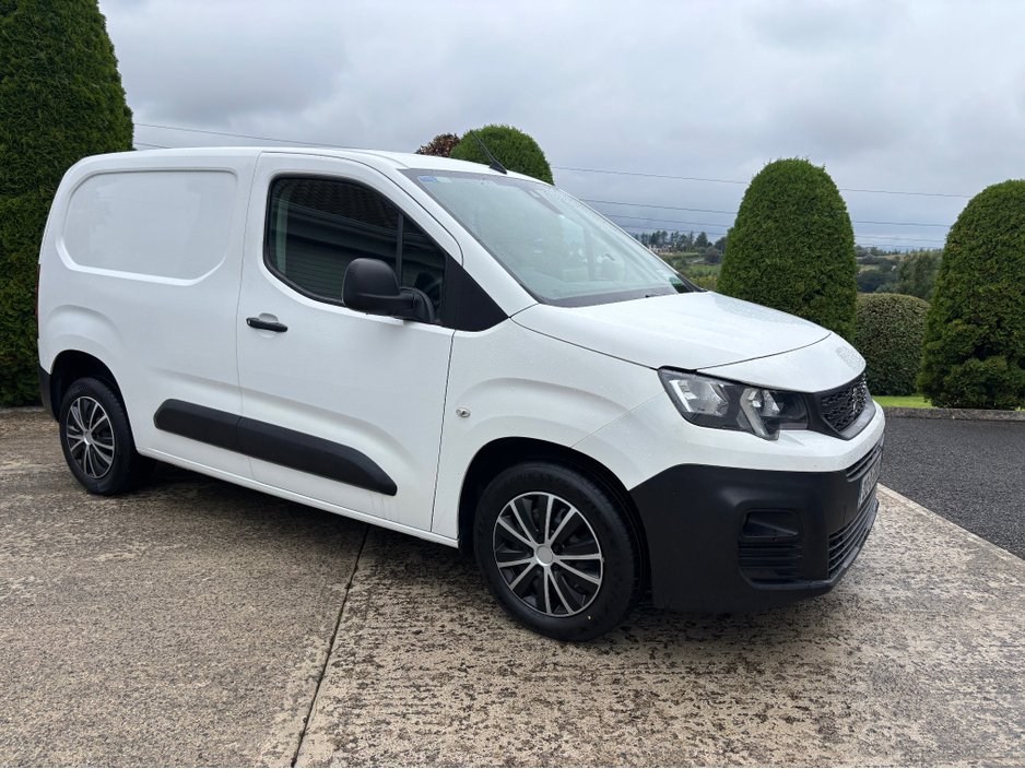 2021 Peugeot Partner 1.5L Diesel For Sale Images