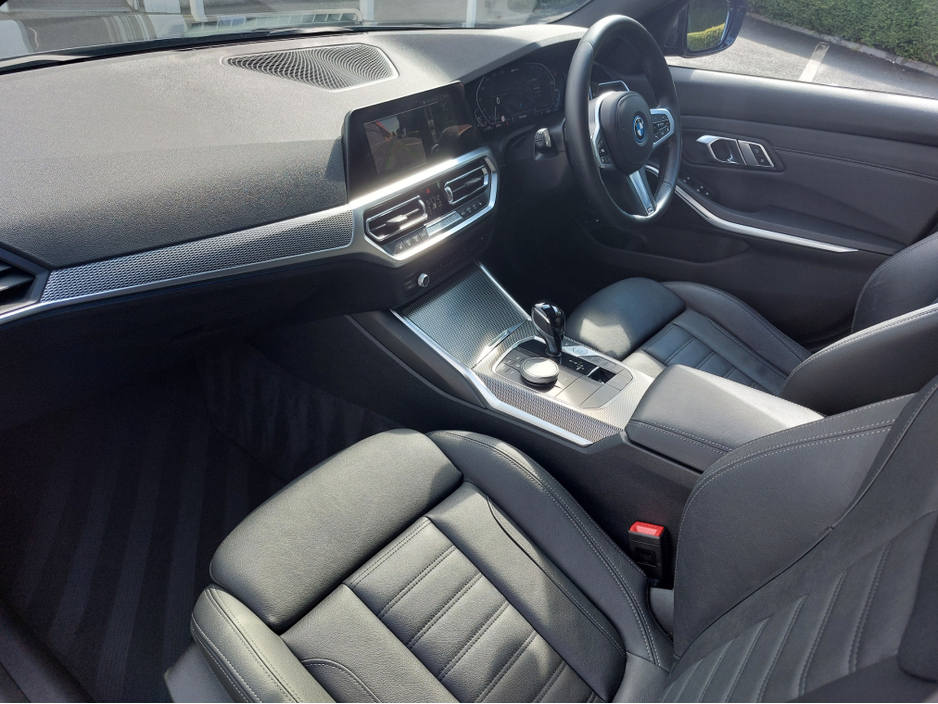 2022 BMW 3 Series 2.0L Petrol Plug-in Hybrid For Sale Images