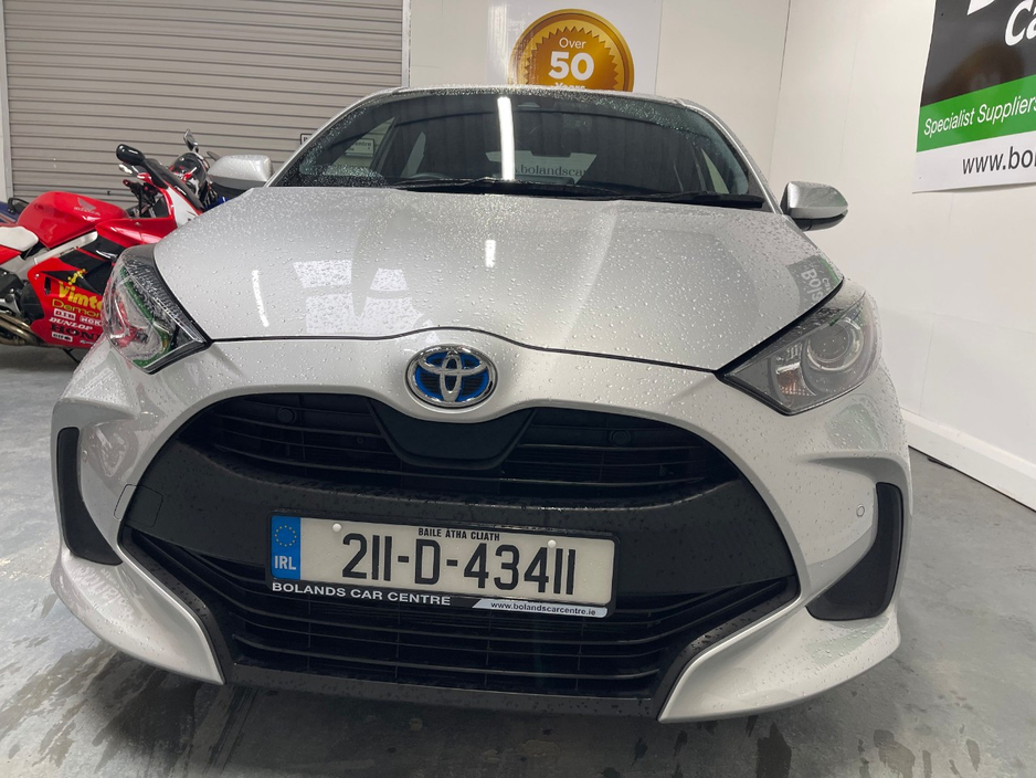 2021 Toyota Yaris 1.5L Petrol Hybrid For Sale Images