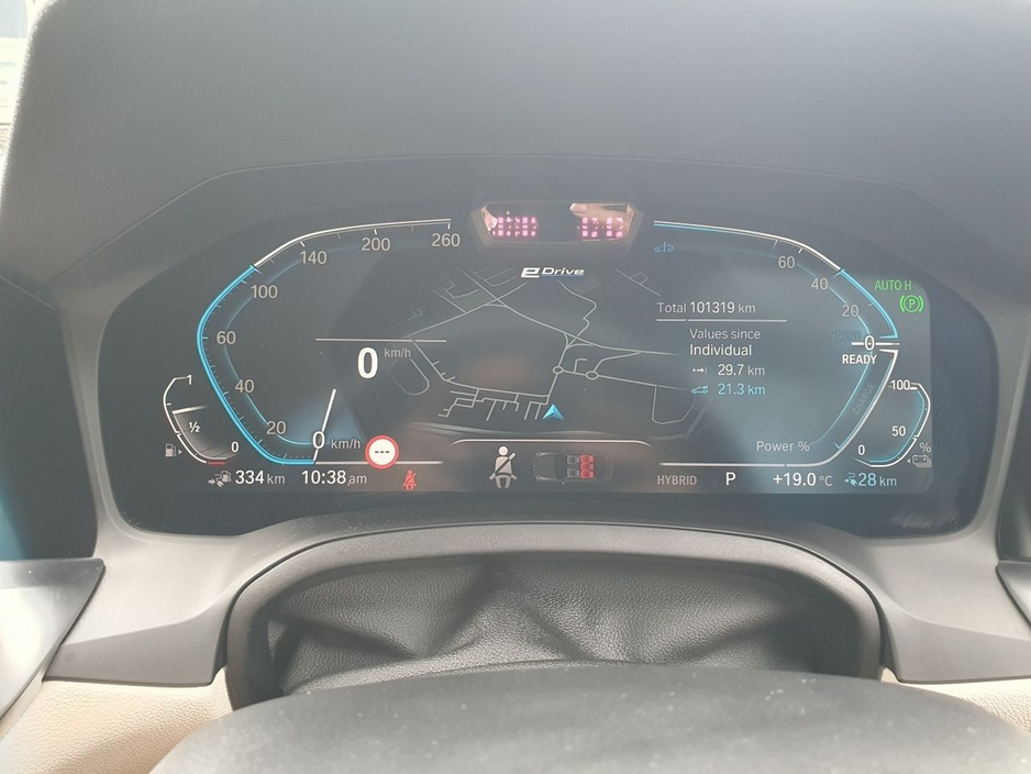 BMW 3 Series 330e M Sport Pro Edition — thumbnail 9