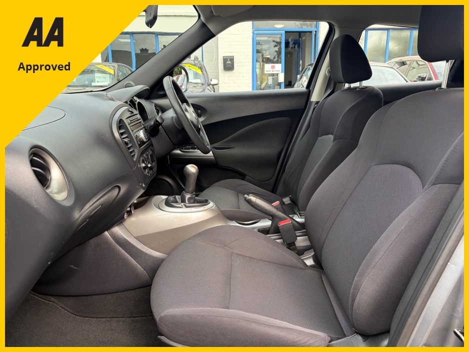 Nissan Juke 1.6 XE '13 4DR — thumbnail 4