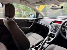 2014 Opel Astra 1.7L Diesel For Sale Images