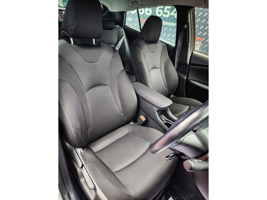 2022 Toyota Prius 1.8L Petrol Hybrid For Sale Images