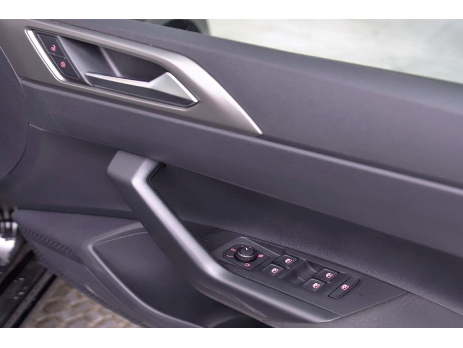 Volkswagen Polo 1.0 TSI DSG COMFORTLINE *CARPLAY*ANDROID*REVERSE CAM* — thumbnail 26