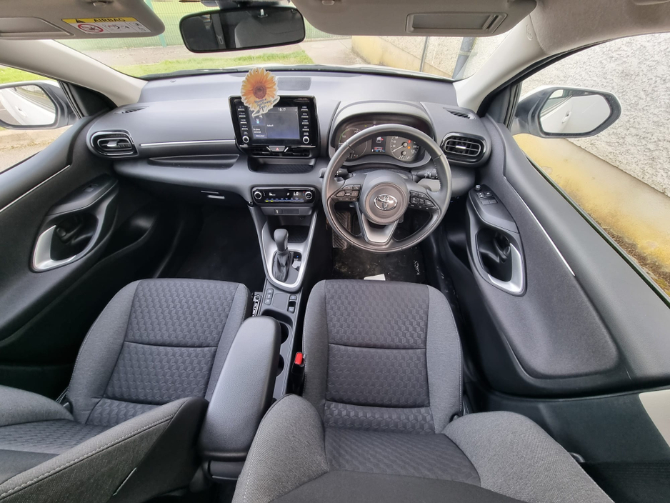 2024 Toyota Yaris 1.5L Petrol Hybrid For Sale Images