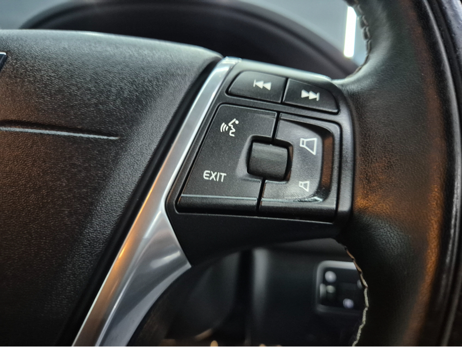 2017 Volvo XC60 2.0L Diesel For Sale Images