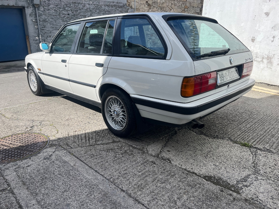 1989 BMW 3 Series 2.5L Petrol For Sale Images