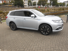 2017 Mitsubishi Outlander 2L Petrol Plug-in Hybrid For Sale Images