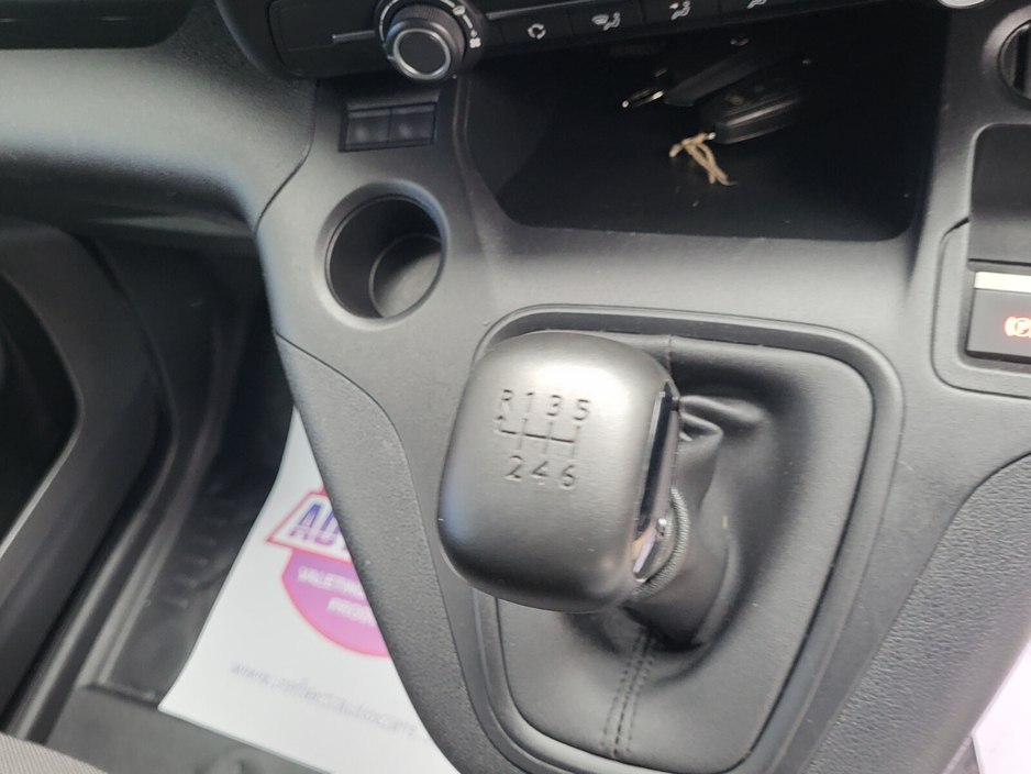 2023 Opel Combo 1.5L Diesel For Sale Images