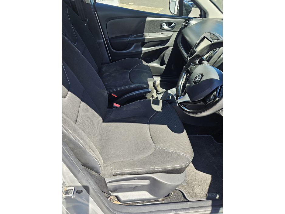 2016 Renault Clio 1.1L Petrol For Sale Images