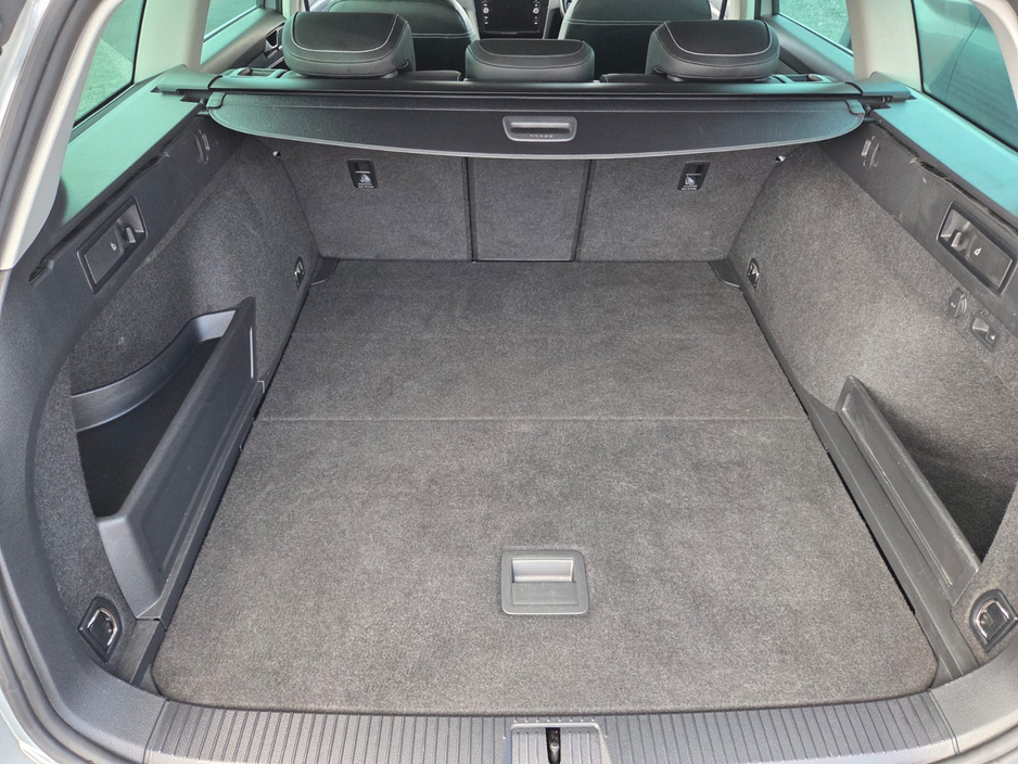 2022 Volkswagen Passat 1.4L Hybrid For Sale Images