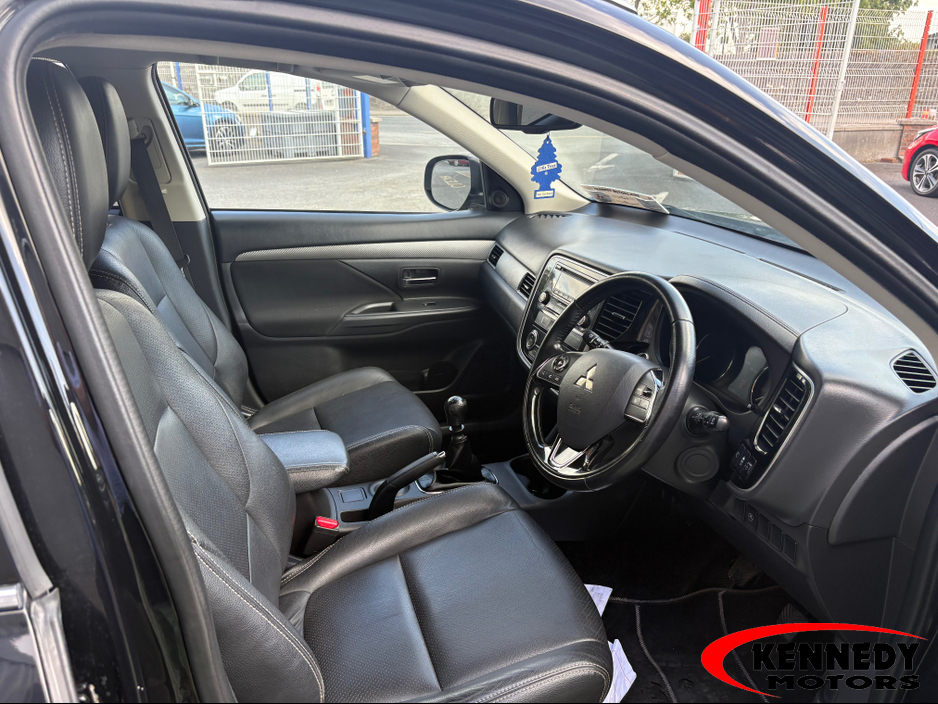 2016 Mitsubishi Outlander 2.3L Diesel For Sale Images