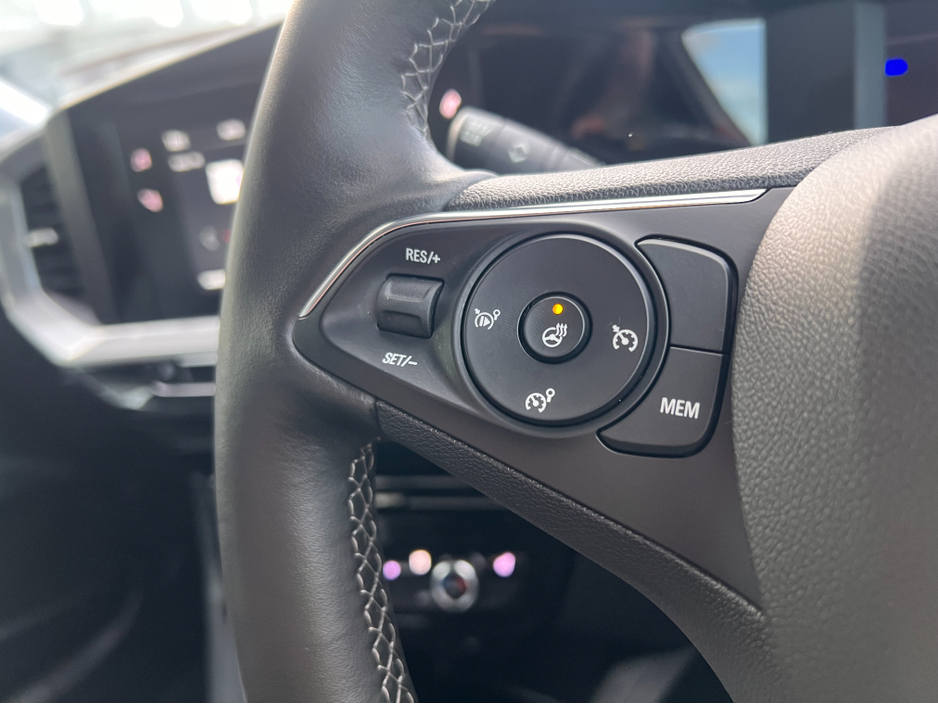 2025 Opel Mokka 0L Electric For Sale Images