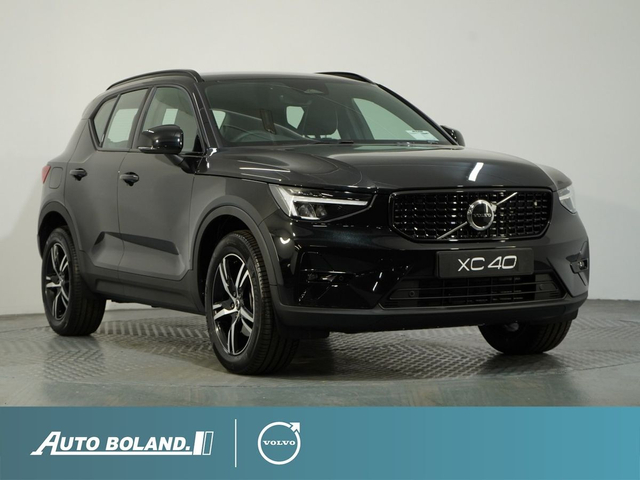 2026 VOLVO XC40 B3 Mild Hybrid