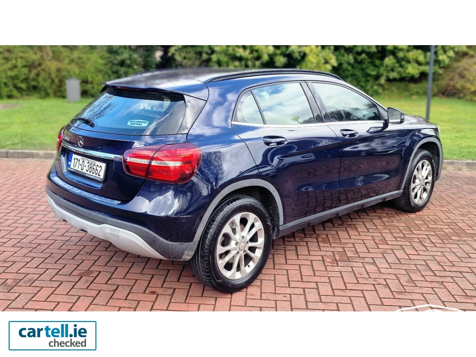 2017 Mercedes-Benz GLA Class 1.6L Petrol For Sale Images