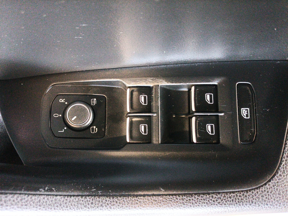 2019 Volkswagen Passat 2L Diesel For Sale Images