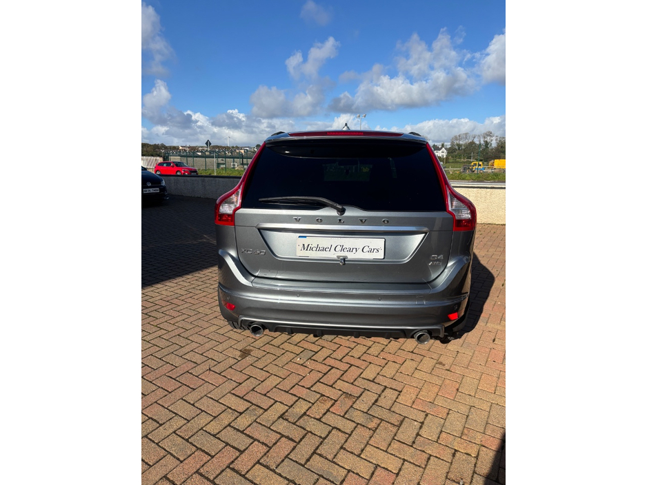 2016 Volvo XC60 2.4L Diesel For Sale Images