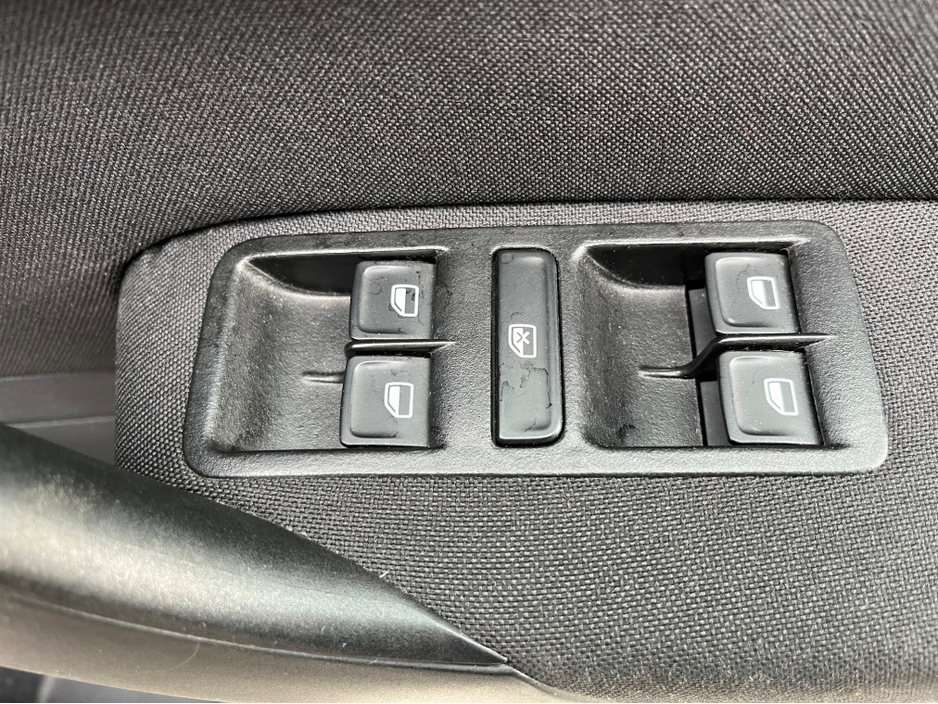 2015 Volkswagen Polo 1.2L Petrol For Sale Images