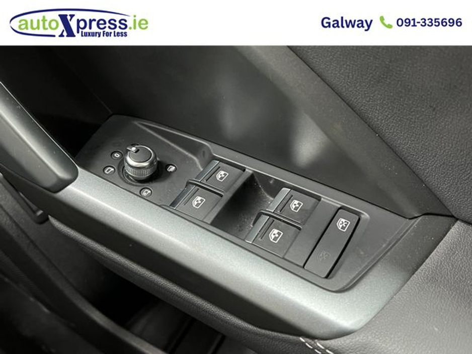 Audi Q3 Q3 SPORTBACK 35TDI QUATTRO S-LINE Automatic — thumbnail 30