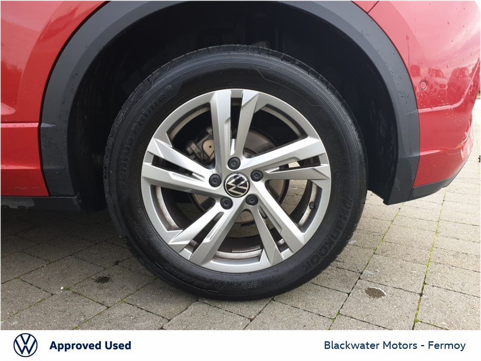 Volkswagen T-Roc 1.0TSI 110BHP R-LINE WITH REAR VIEW CAMERA — thumbnail 9