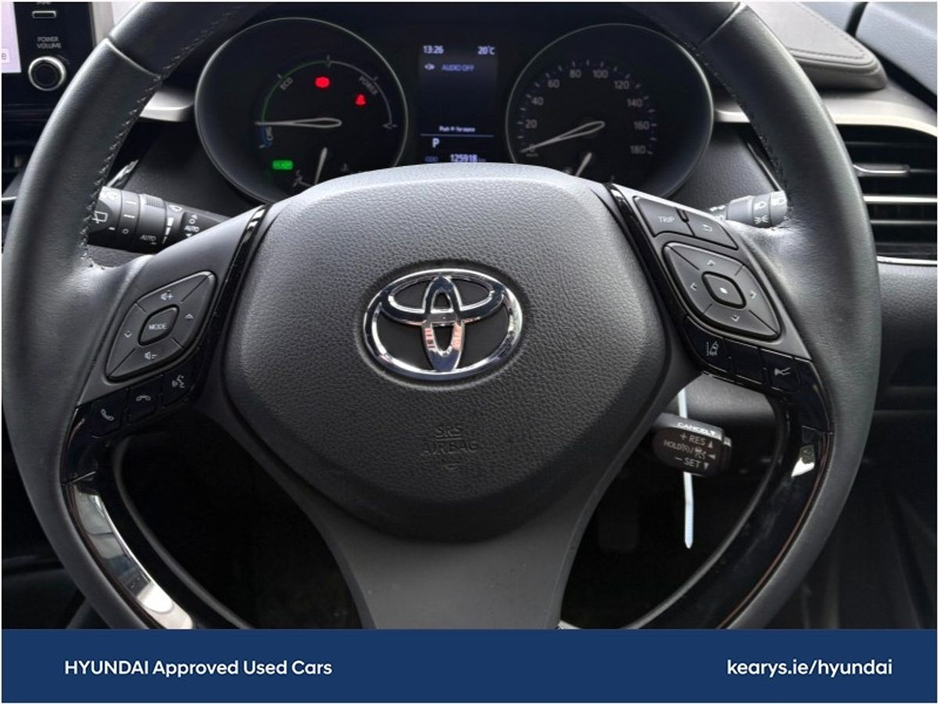 Toyota C-HR Hybrid — thumbnail 7