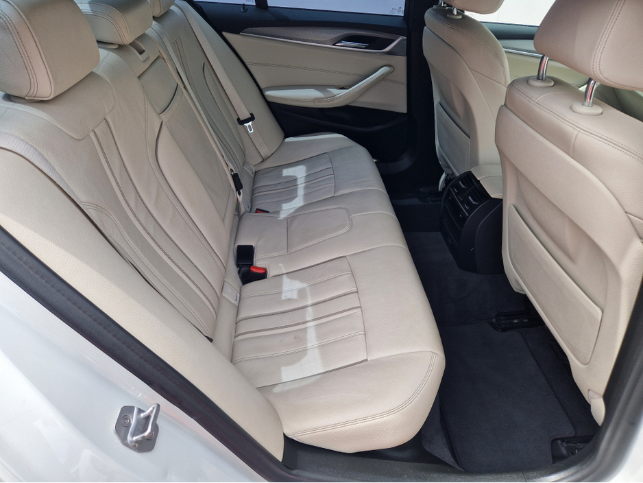 2019 BMW 5 Series 2.0L Diesel For Sale Images