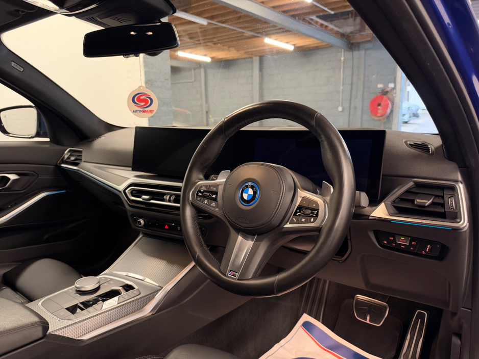 2023 BMW 3 Series 2L Petrol Hybrid For Sale Images