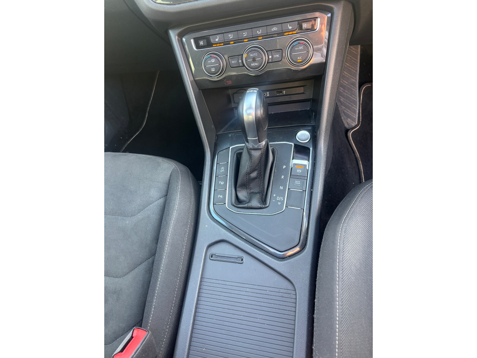 2017 Volkswagen Tiguan 2L Diesel For Sale Images