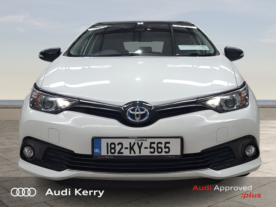 Toyota Auris HYBRID LUNA SPORT 4DR AUTO — thumbnail 2