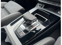 2023 Audi Q5 2.0L Petrol Plug-in Hybrid For Sale Images