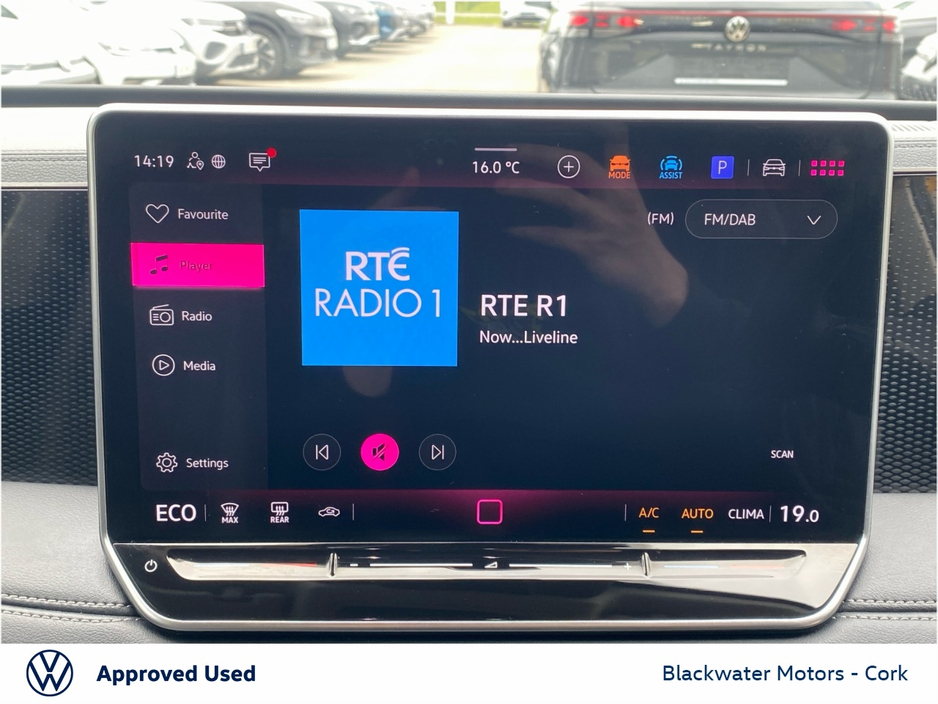 Volkswagen Tiguan 1.5TSI 204BHP EDITION 75 HYBRID AUTOMATIC — thumbnail 16