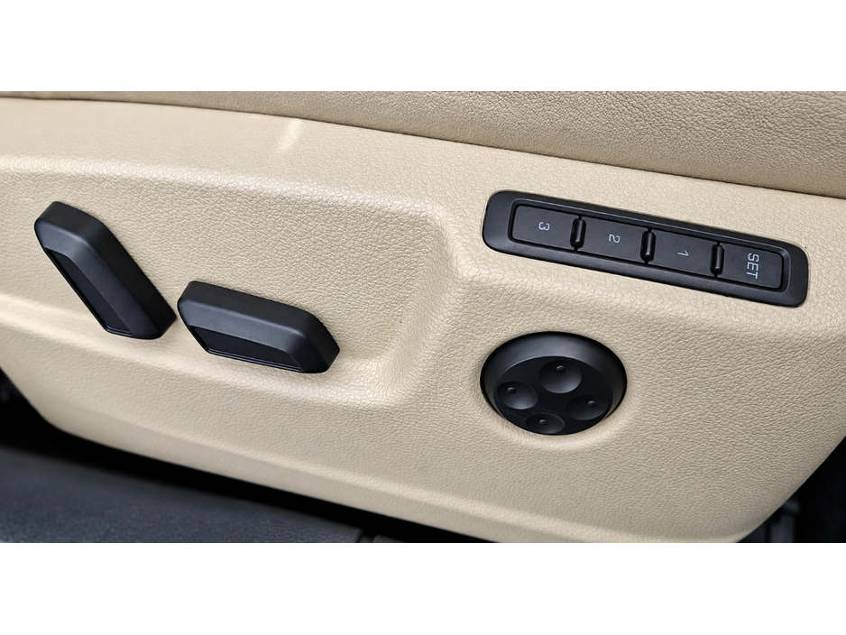 2015 Skoda Superb 2L Diesel For Sale Images