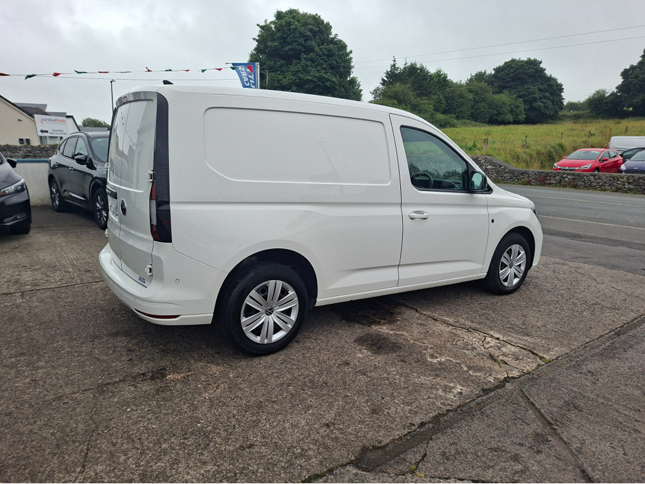 2022 Volkswagen Caddy 2L Diesel For Sale Images
