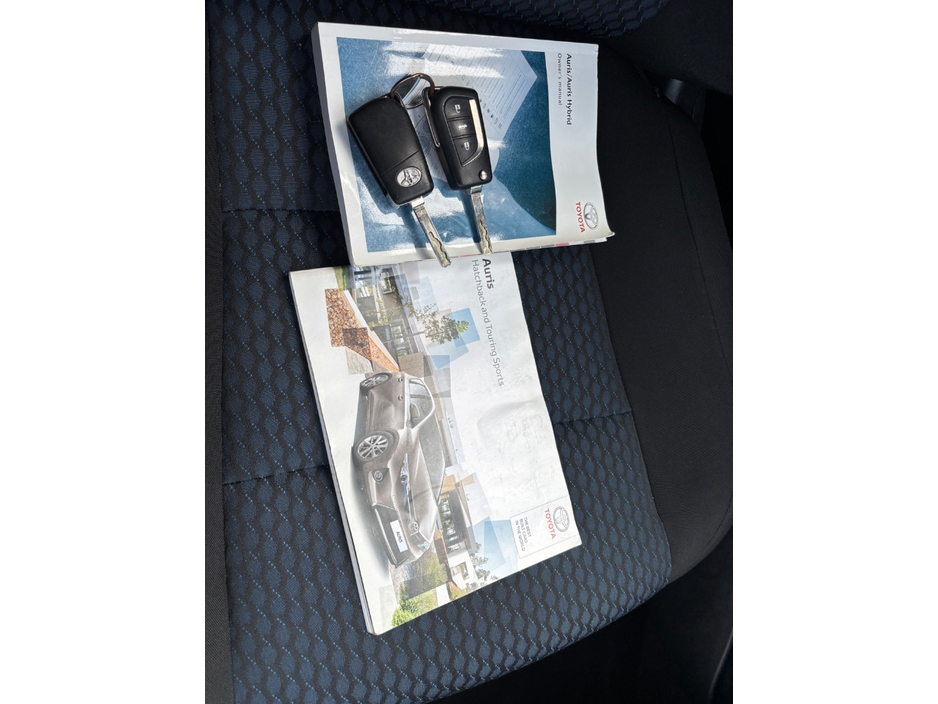 2014 Toyota Auris 1.3L Petrol For Sale Images