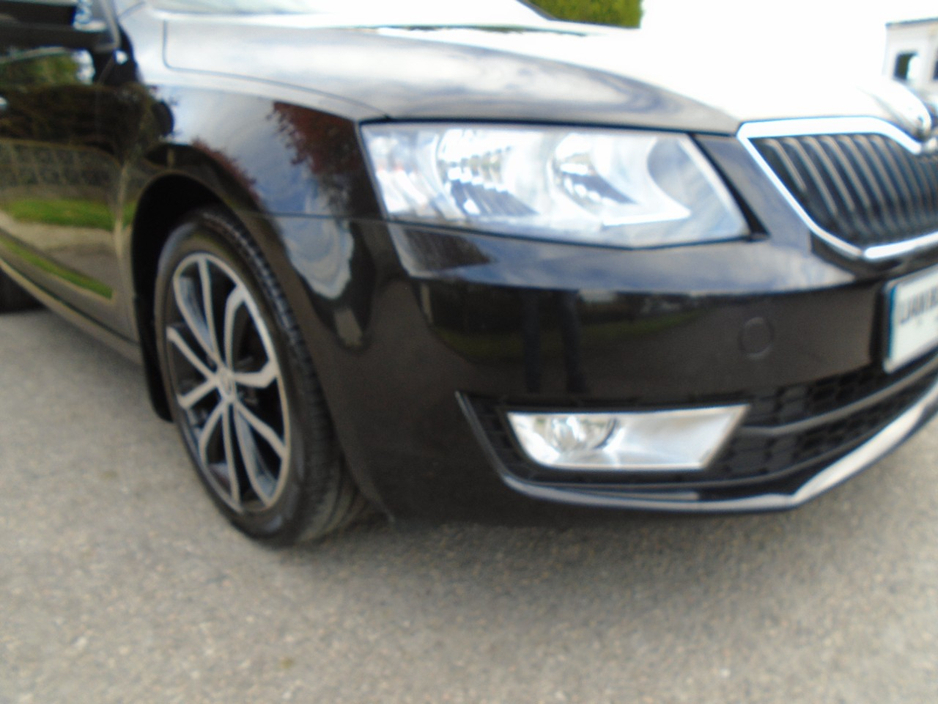 2017 Skoda Octavia 1.6L Diesel For Sale Images