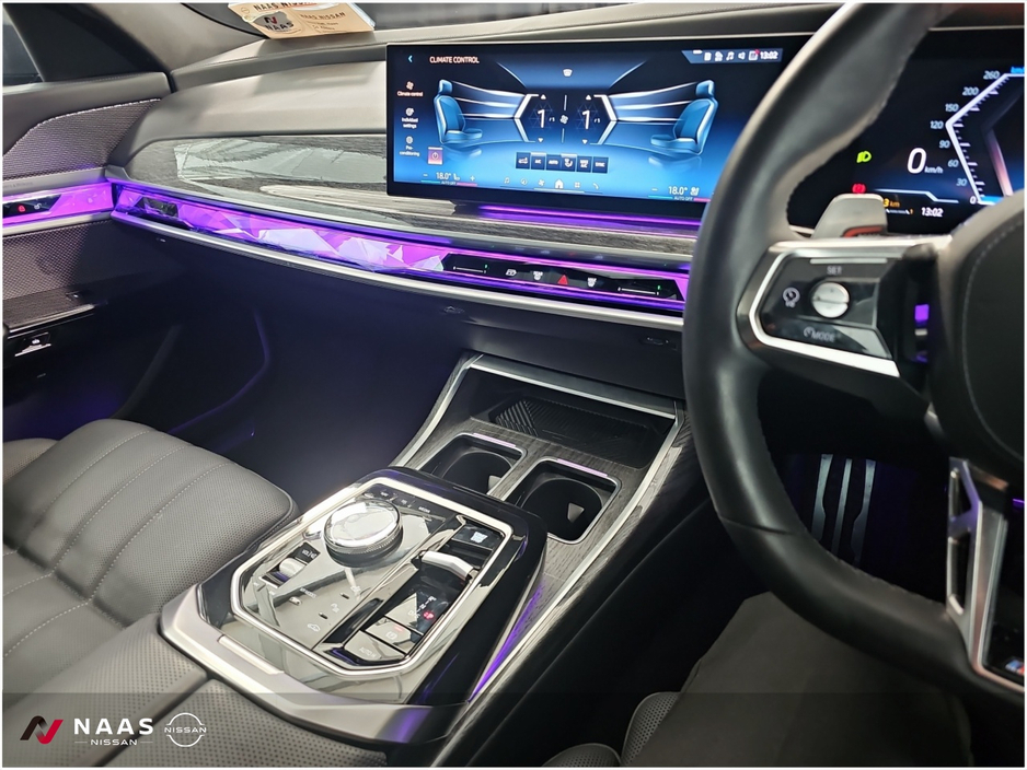 2025 BMW 7 Series 3L Petrol Plug-in Hybrid For Sale Images