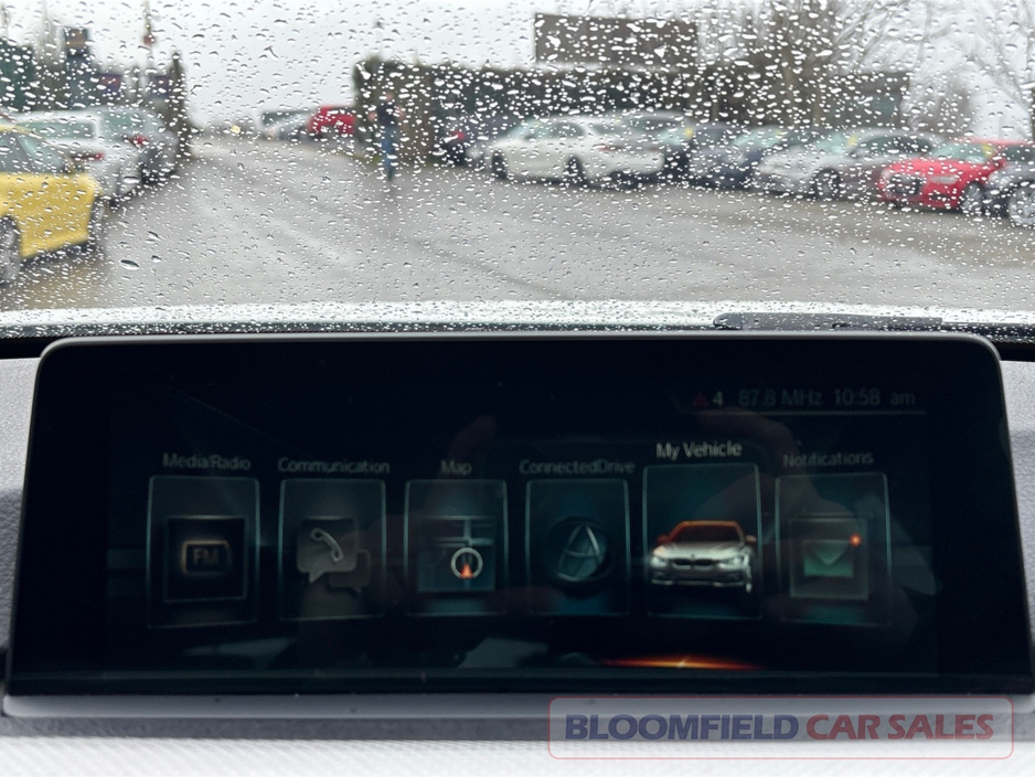 BMW 3 Series 320i MSPORT , AUTO // PRISTINE — thumbnail 17
