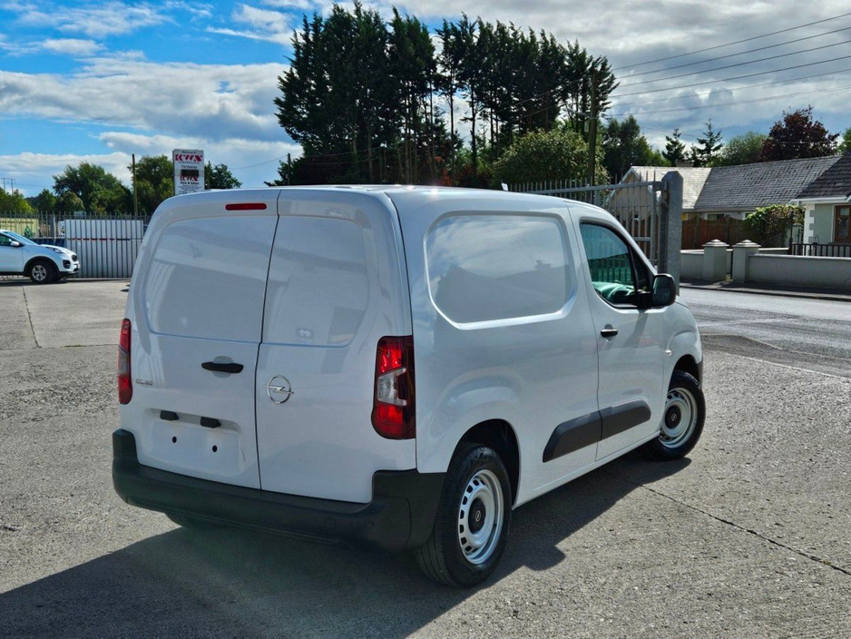 2025 Opel Combo 1.5L Diesel For Sale Images