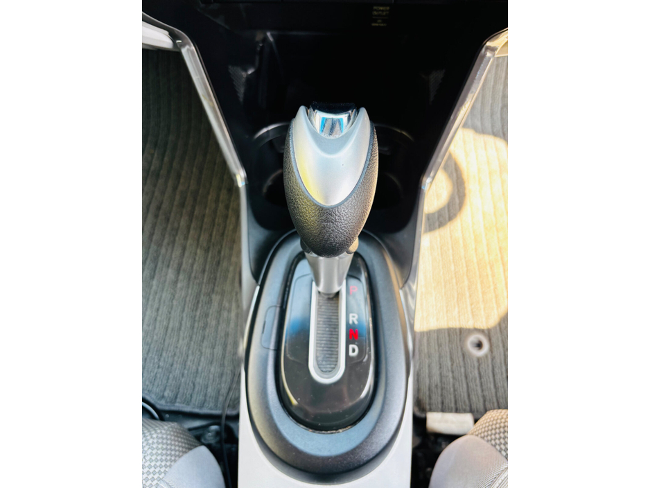 Honda CR-Z — thumbnail 16