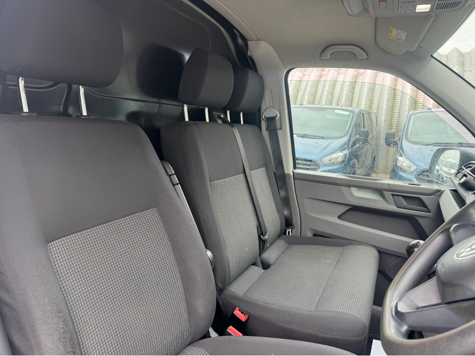 2022 Volkswagen Transporter 2L Diesel For Sale Images
