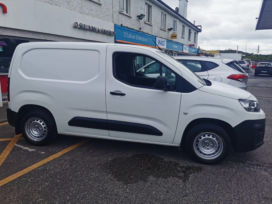 2022 Citroen Berlingo 1.5L Diesel For Sale Images